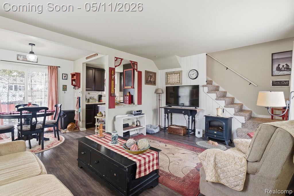 310 W Caroline Street, Fenton, MI 48430 — Photo 8