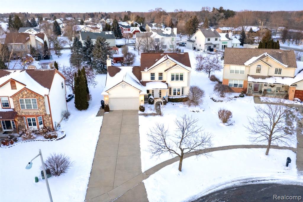 816 Oak Cluster Court, Howell, MI 48855 — Photo 55