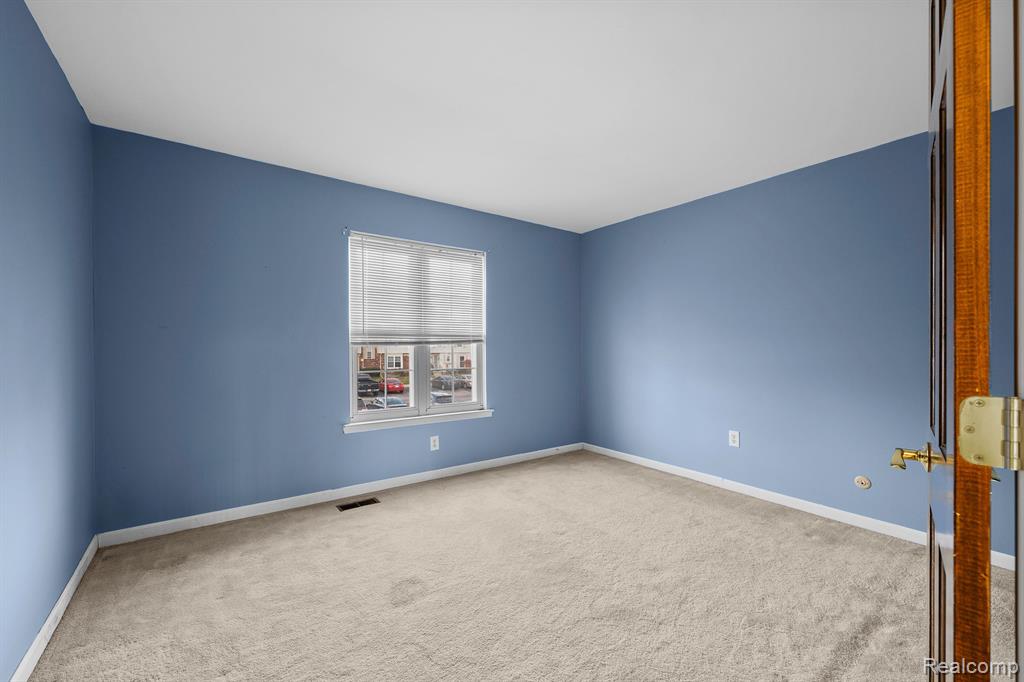 24435 BASHIAN Drive, Novi, MI — Photo 23