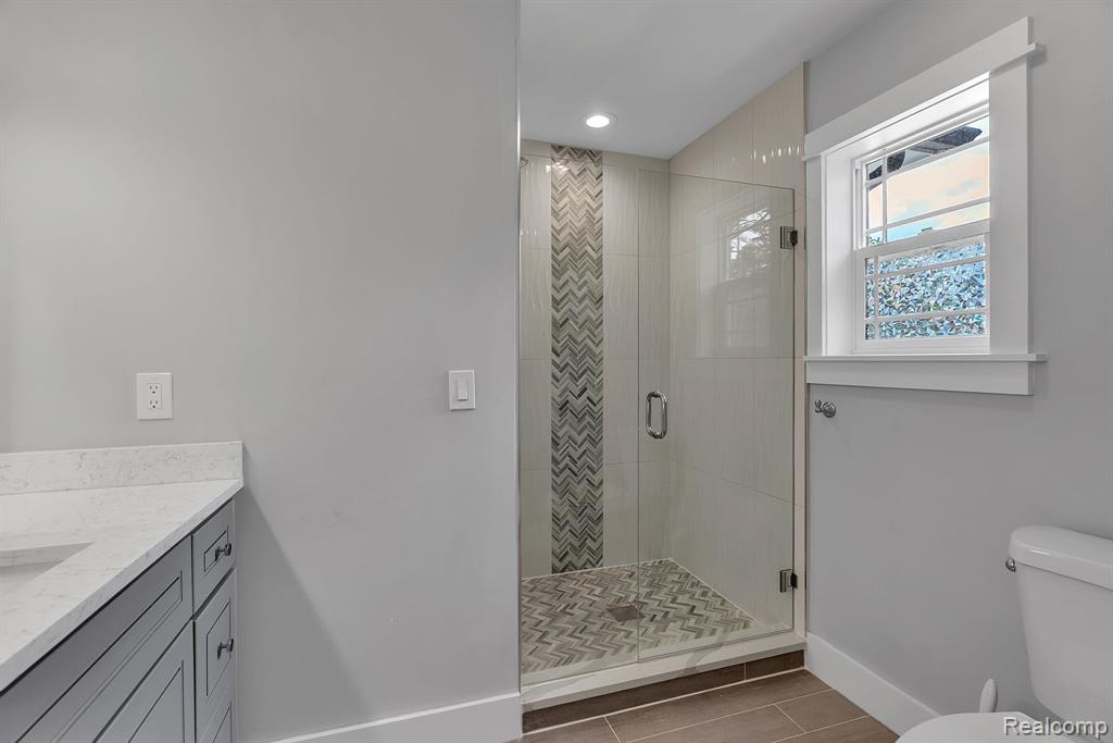 423 Woodlawn Ave, Royal Oak, MI 48073 — Photo 18
