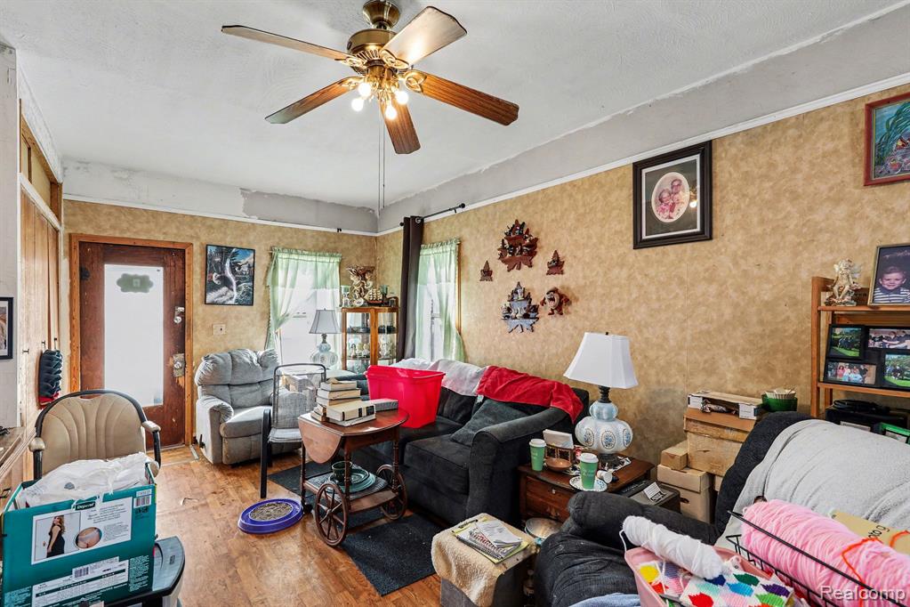 402 S 5th Street, St. Clair, MI 48079 — Photo 5