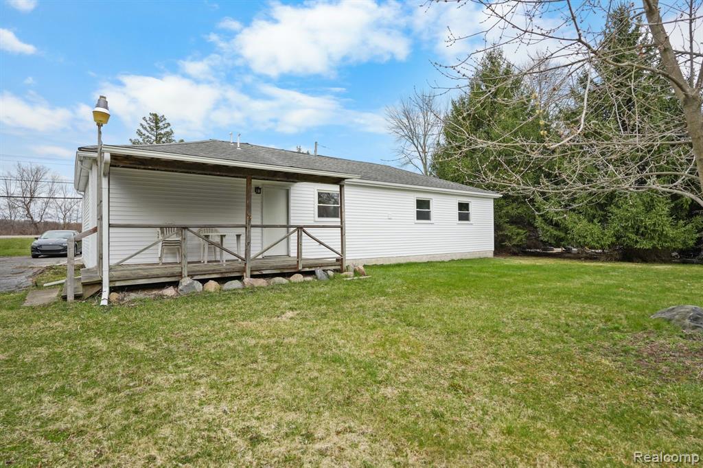7335 N ELMS Road, Flushing, MI 48433 — Photo 17