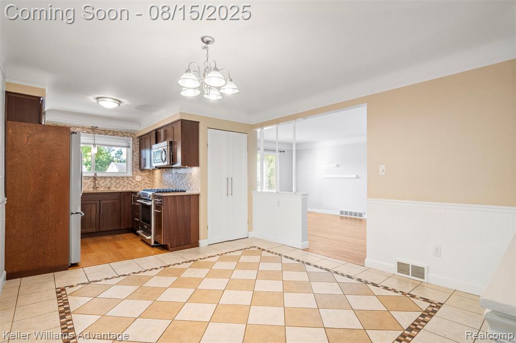 41108 Russet Lane, Plymouth, MI 48170 — Photo 14