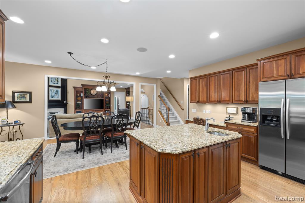 8542 Newbury Court N, Canton, MI 48187 — Photo 24