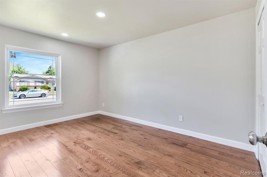41441 Cumberland Drive, Canton, MI 48188 — Photo 18