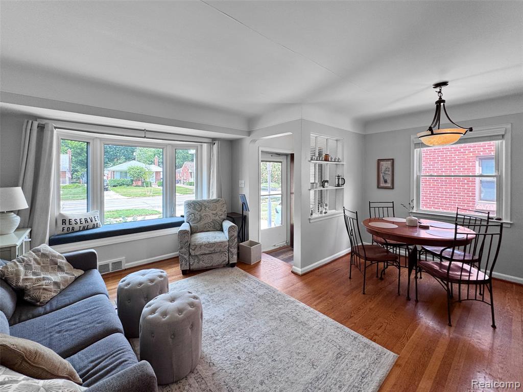437 Normandy Road, Royal Oak, MI 48073 — Photo 6