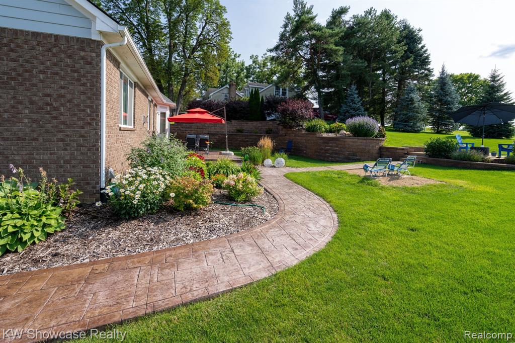4594 CLIFFORD Road, Brighton, MI 48116 — Photo 41
