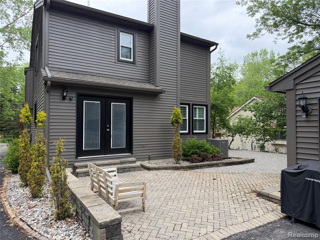 5589 Loveland Street, West Bloomfield, MI — Photo 27