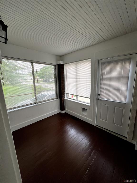 7567 TOEPFER Road, Warren, MI 48091 — Photo 4