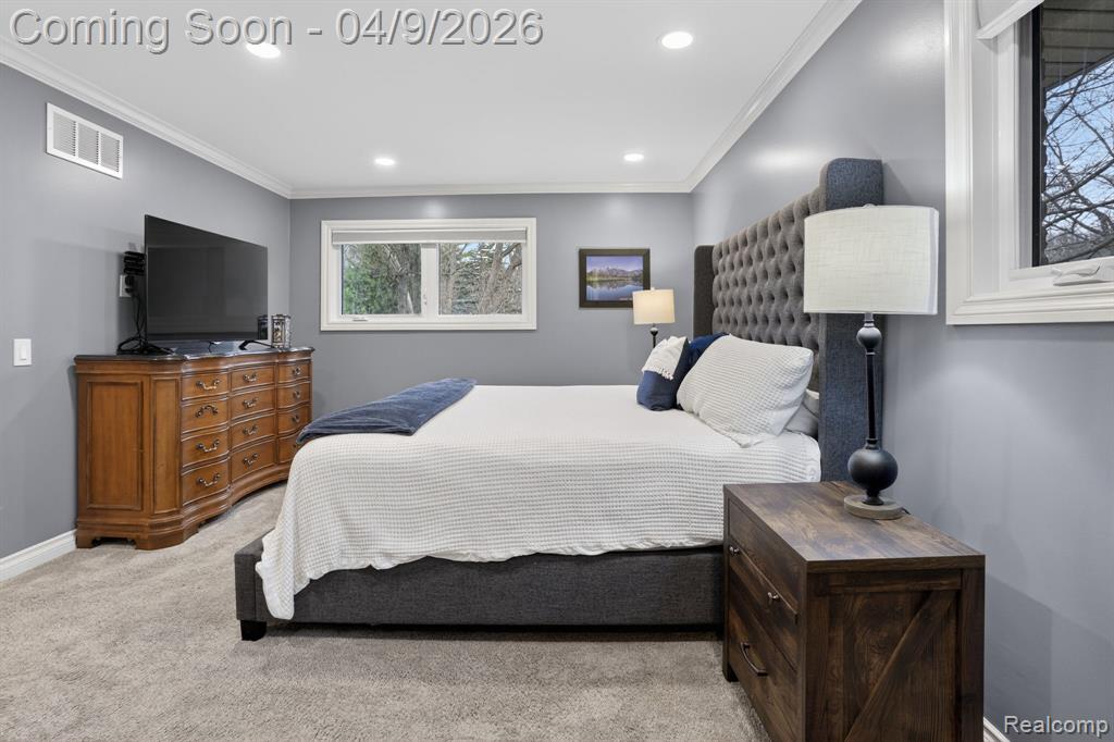 341 Ridgewood Road, Rochester, MI 48306 — Photo 30