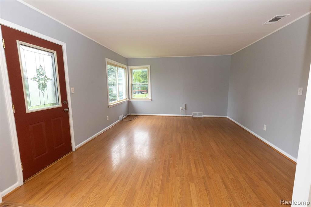968 N WILDER Road, Lapeer, MI 48446 — Photo 5