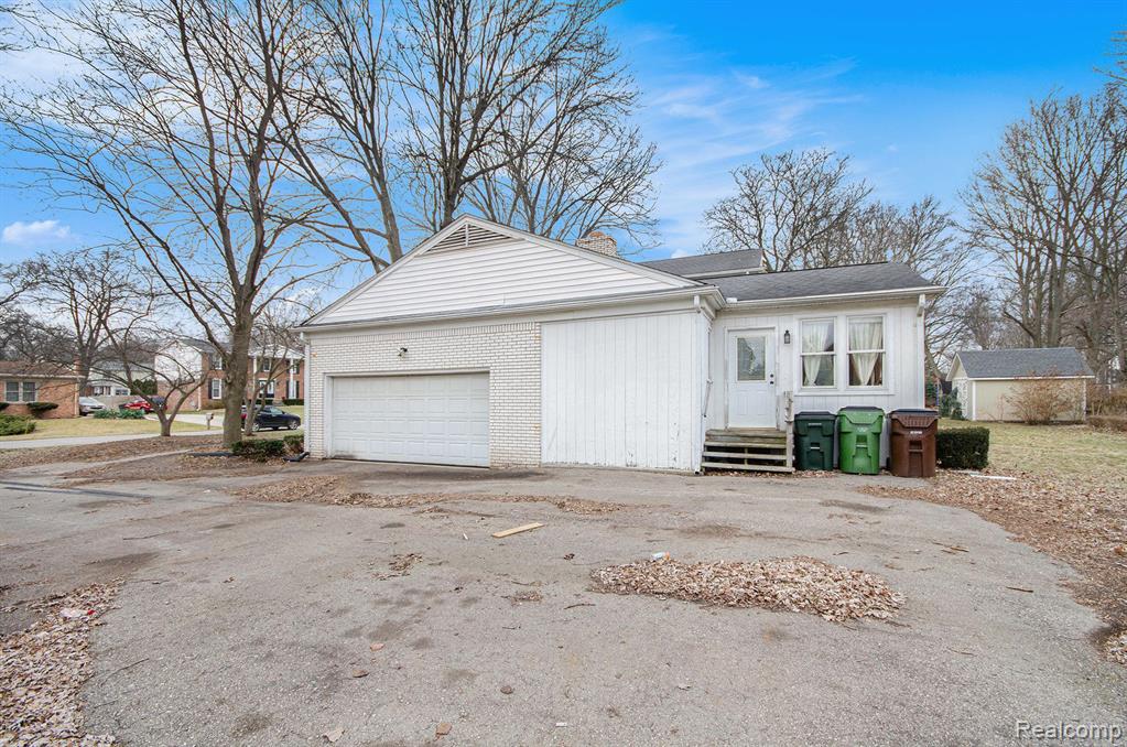 53568 WOLF Drive, Macomb, MI 48316 — Photo 10