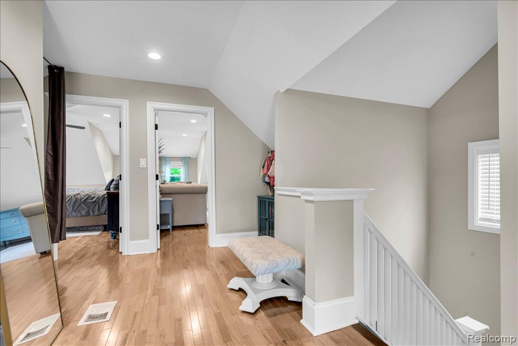 3003 Fischer Street, Detroit, MI 48214 — Photo 18