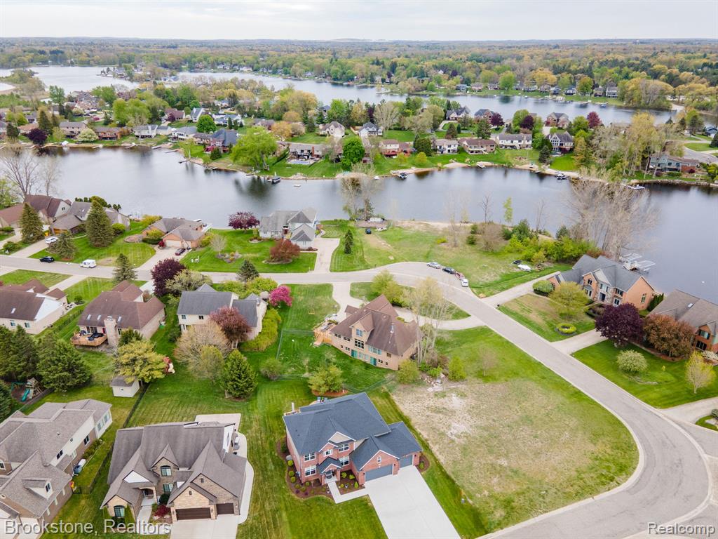 1728 John Paul Court, Oxford, MI 48371 — Photo 57