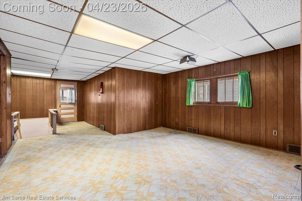 1053 Wayburn Street, Grosse Pointe, MI 48230 — Photo 10
