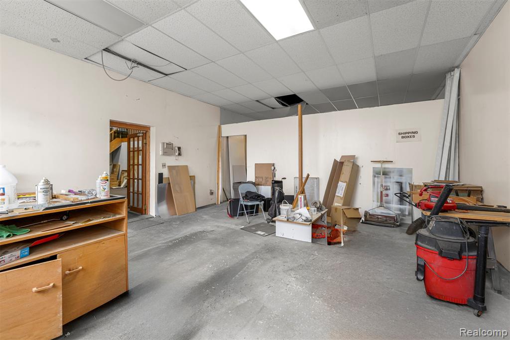 260 Mount Elliott Street, Detroit, MI 48207 — Photo 31