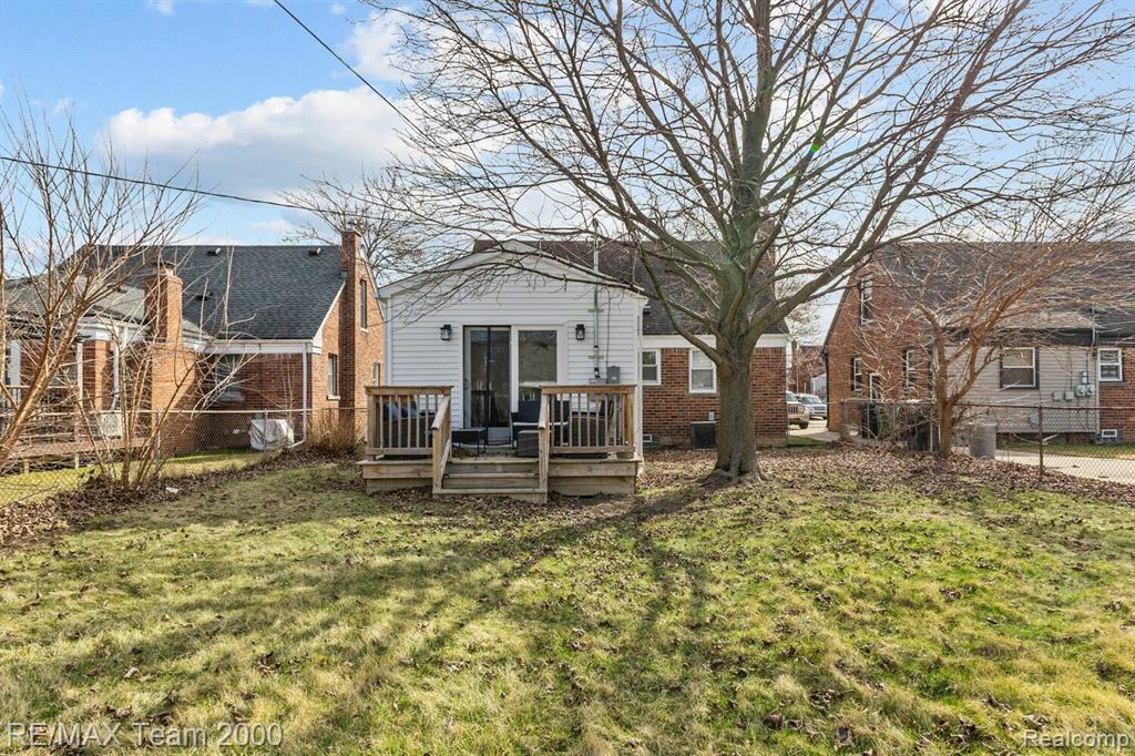 9666 RUTH Avenue, Allen Park, MI 48101 — Photo 26