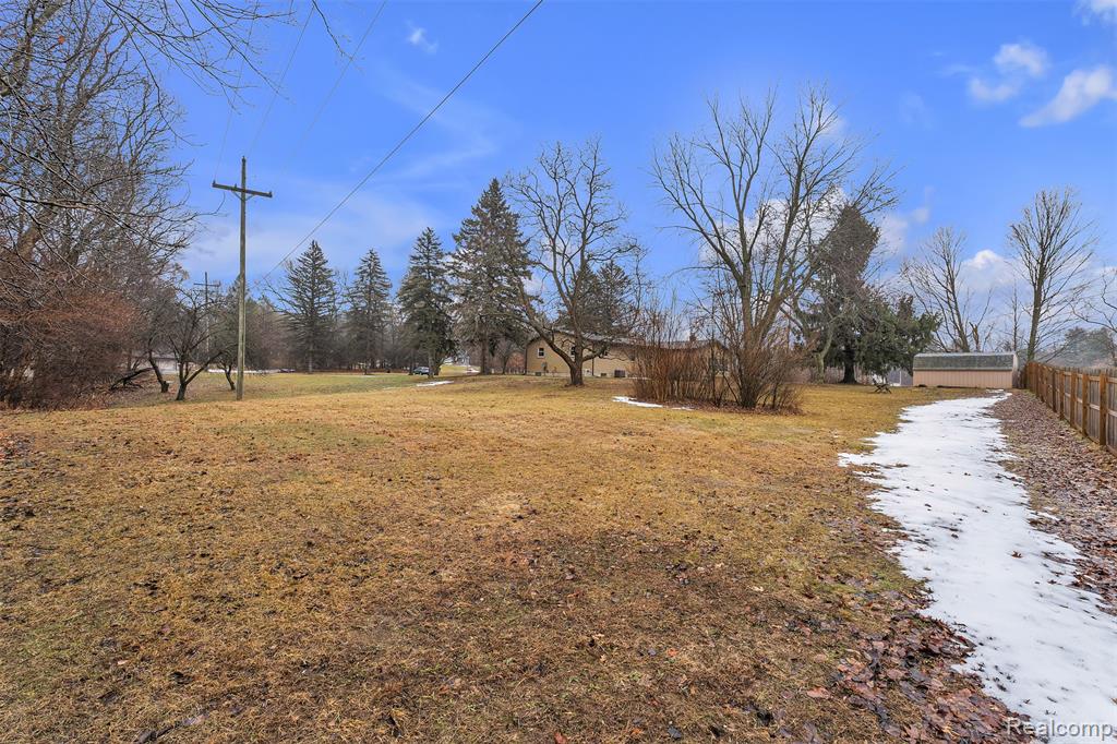1641 Indian Road, Lapeer, MI 48446 — Photo 39