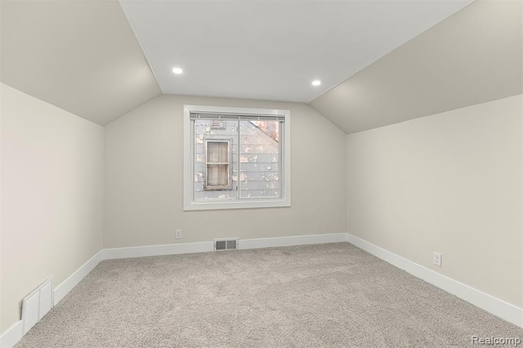 8900 Asbury Park, Detroit, MI 48228 — Photo 27