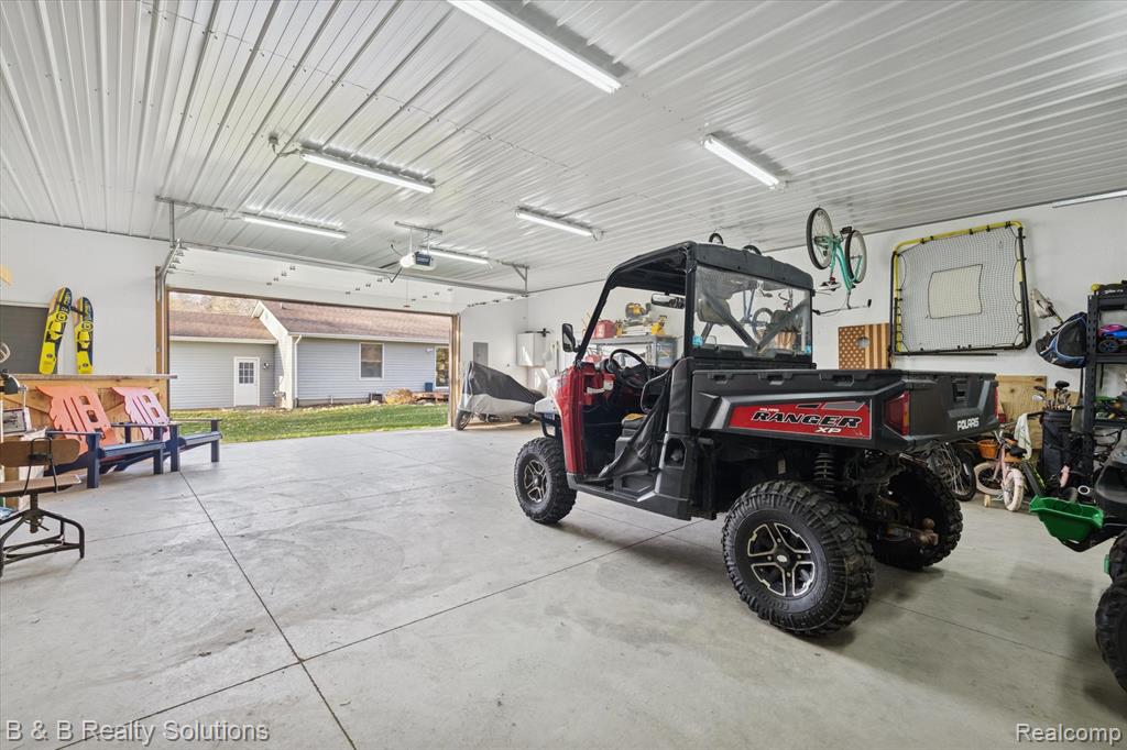 1357 Bloomingfield Drive, Lapeer, MI 48446 — Photo 48