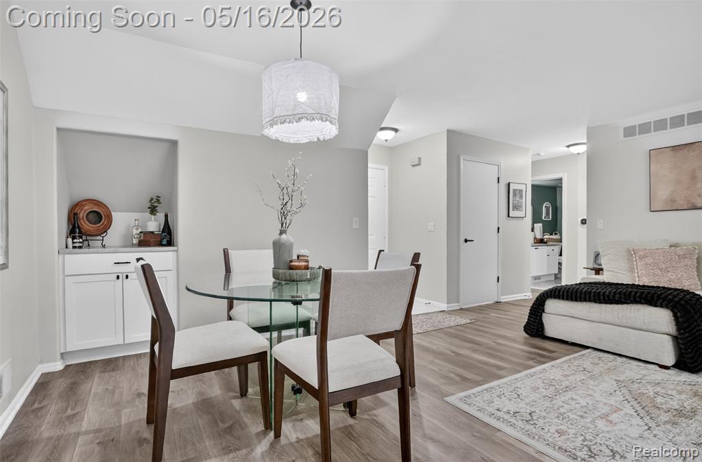714 S Milford Road, Milford, MI 48381 — Photo 7