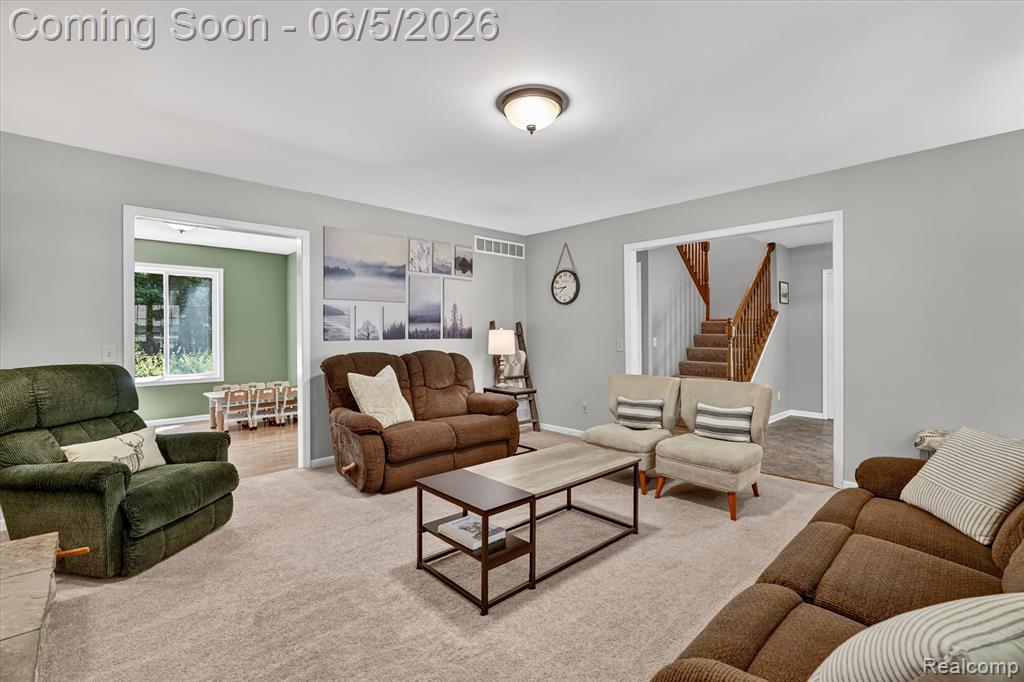 15129 Locust Grove Drive, Byron, MI 48418 — Photo 6