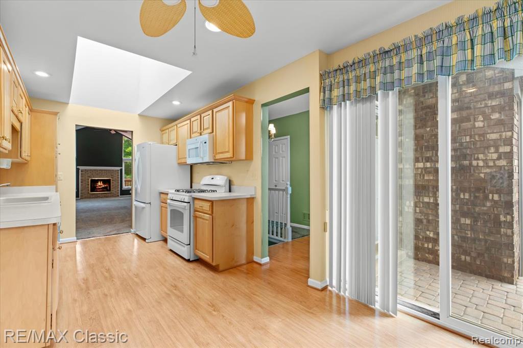 48728 Sundance Court, Shelby Twp, MI 48315 — Photo 12