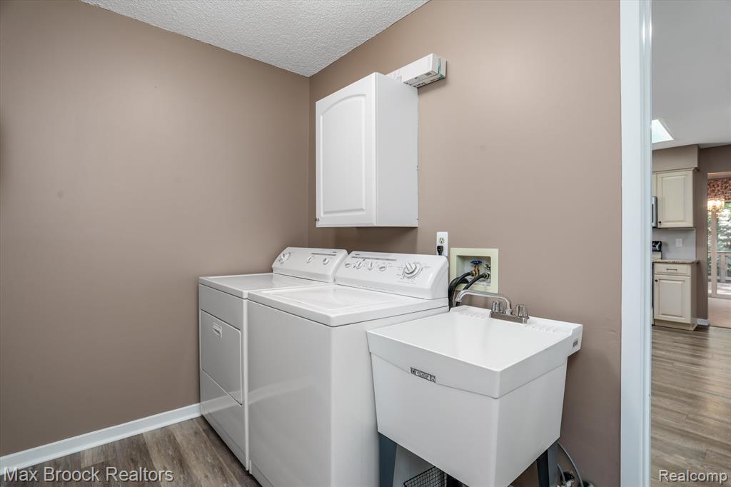 6257 GATEWOOD, West Bloomfield, MI — Photo 14
