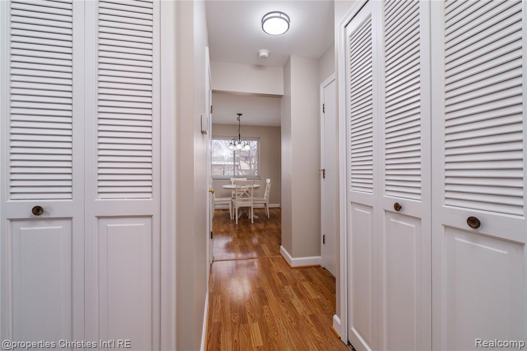 6158 Courtland Drive, Canton, MI 48187 — Photo 16