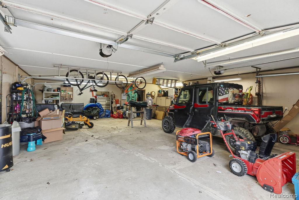4246 S Durand Road, Durand, MI 48429 — Photo 42