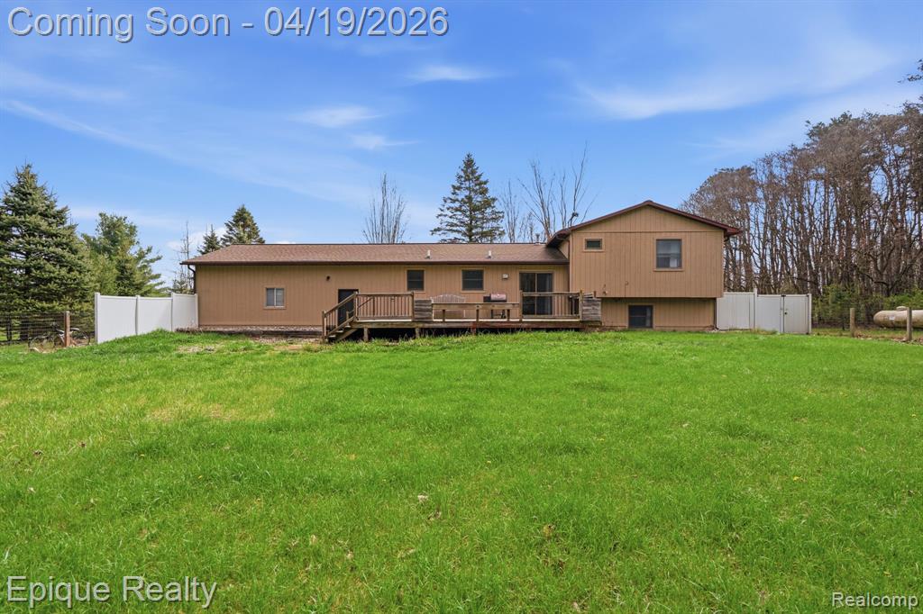 8269 Morrish Road, Flushing, MI 48433 — Photo 21