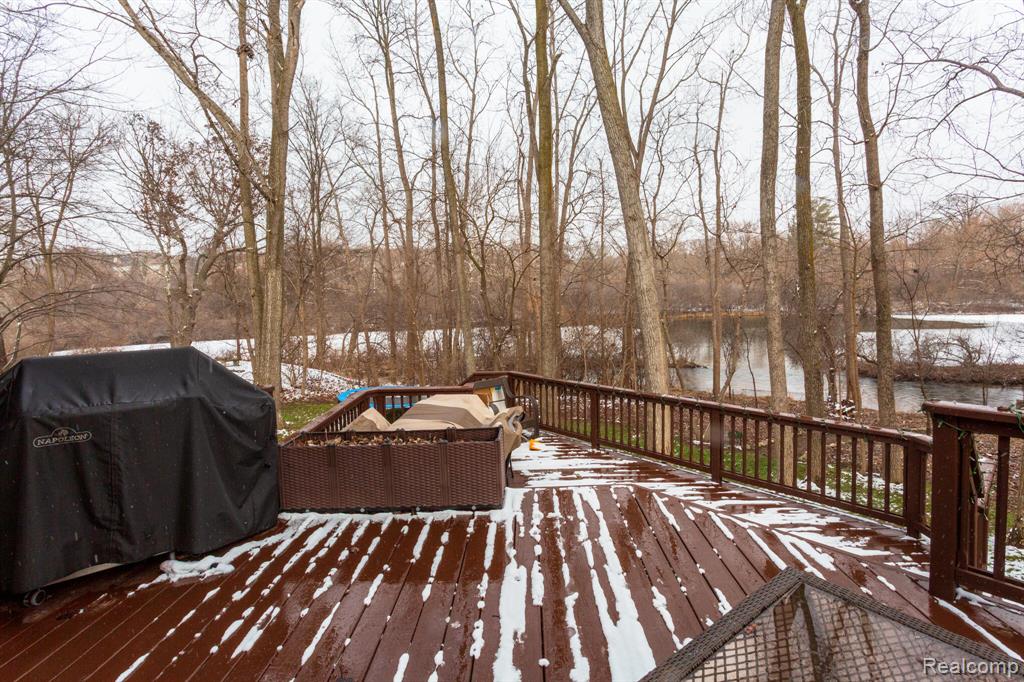 414 Roundview Drive, Rochester, MI 48307 — Photo 57