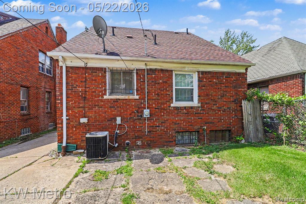 9116 Meyers Road, Detroit, MI 48228 — Photo 16