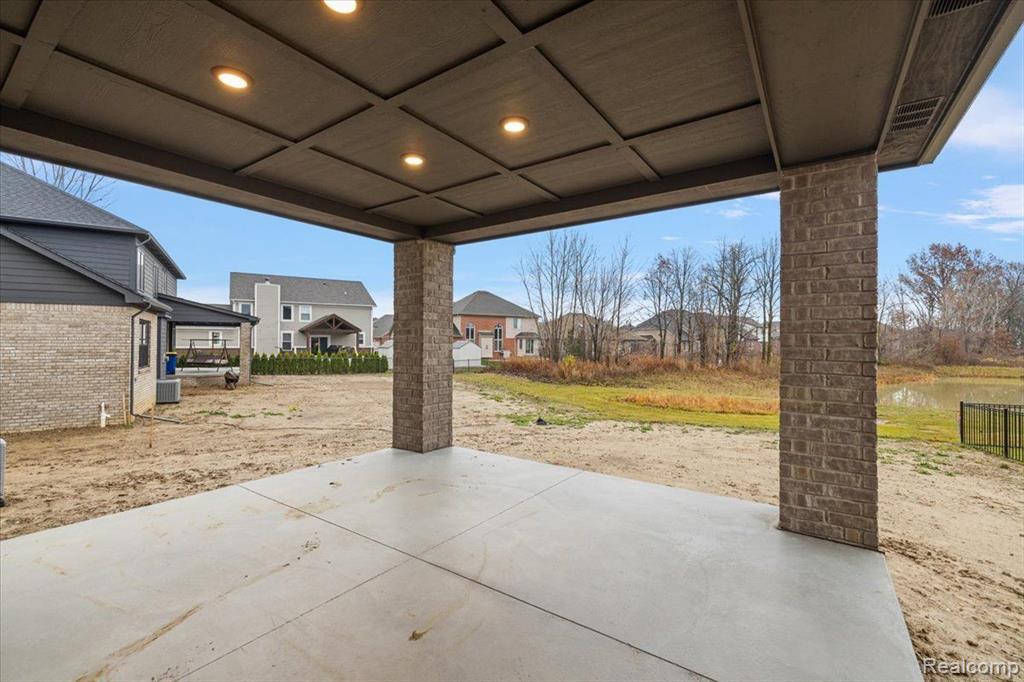 45166 TWIN RIVER Drive, Macomb, MI 48044 — Photo 31