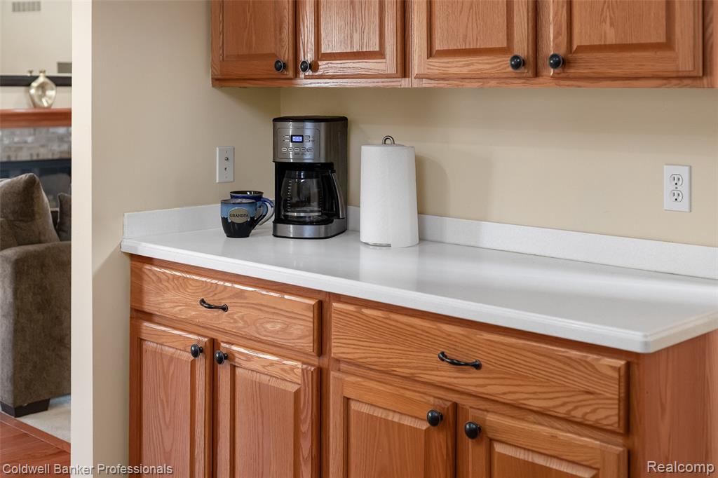 4881 Spring Meadow Drive, Clarkston, MI 48348 — Photo 19