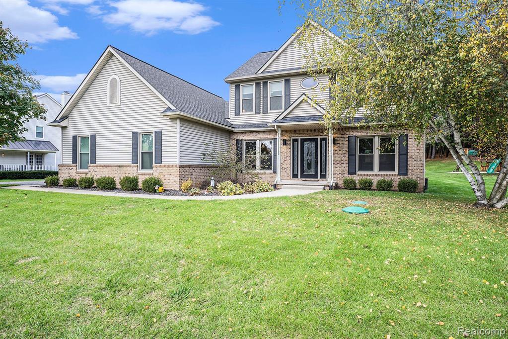 5489 Pine Lake Drive, Brighton, MI 48116 — Photo 2
