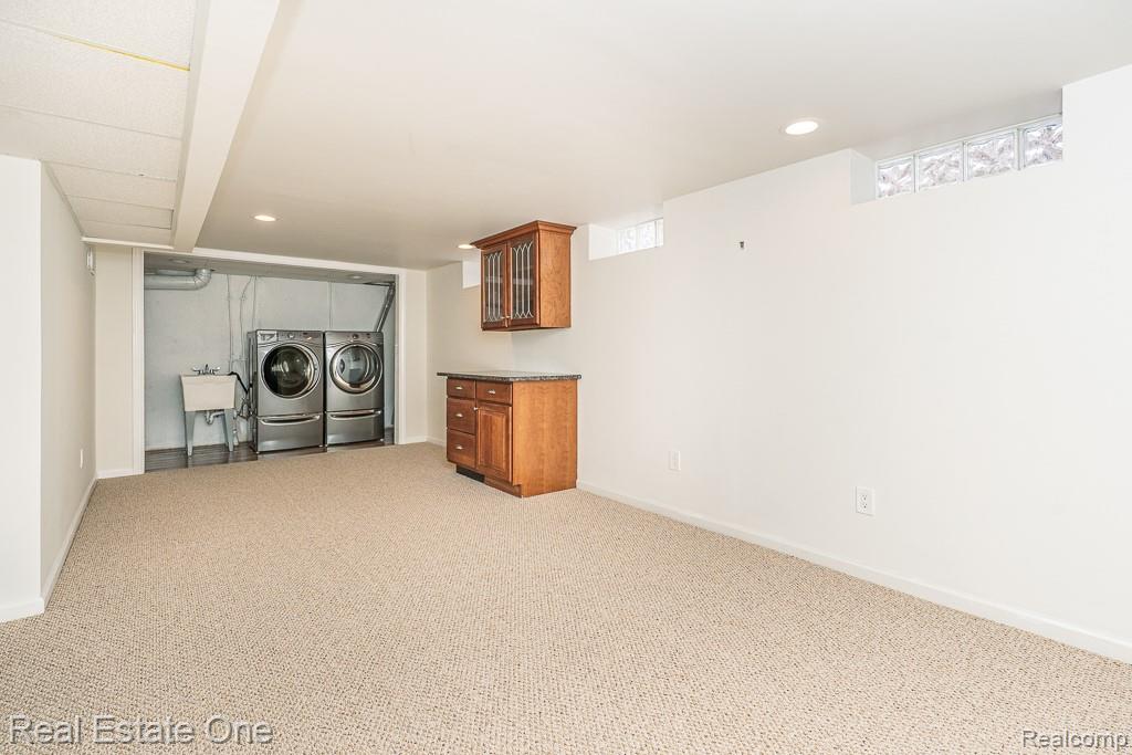 732 Rutgers Road, Rochester Hills, MI 48309 — Photo 24