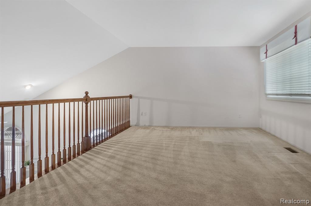 1000 PINEWOOD, Brighton, MI 48116 — Photo 26