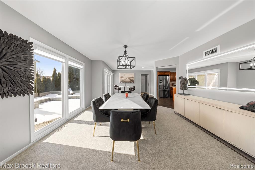 5547 MAPLE LEAF Court, West Bloomfield, MI — Photo 10