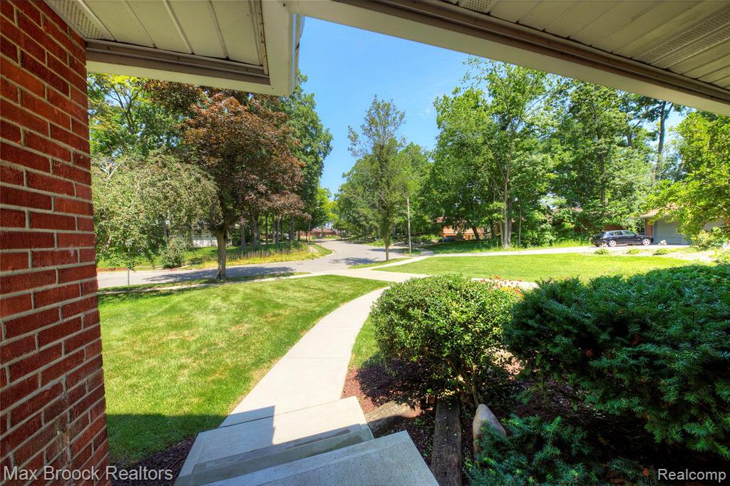 1827 Coronada Street, Ann Arbor, MI 48103 — Photo 6