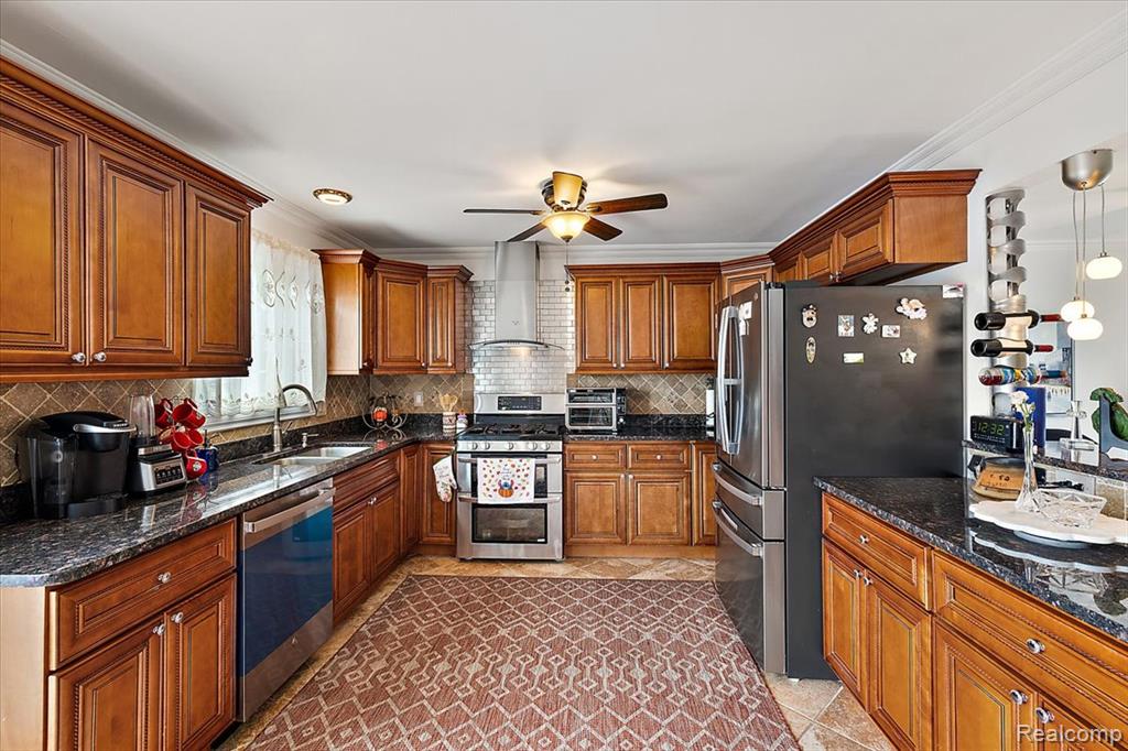 40058 Fraser Drive, Sterling Heights, MI 48310 — Photo 13