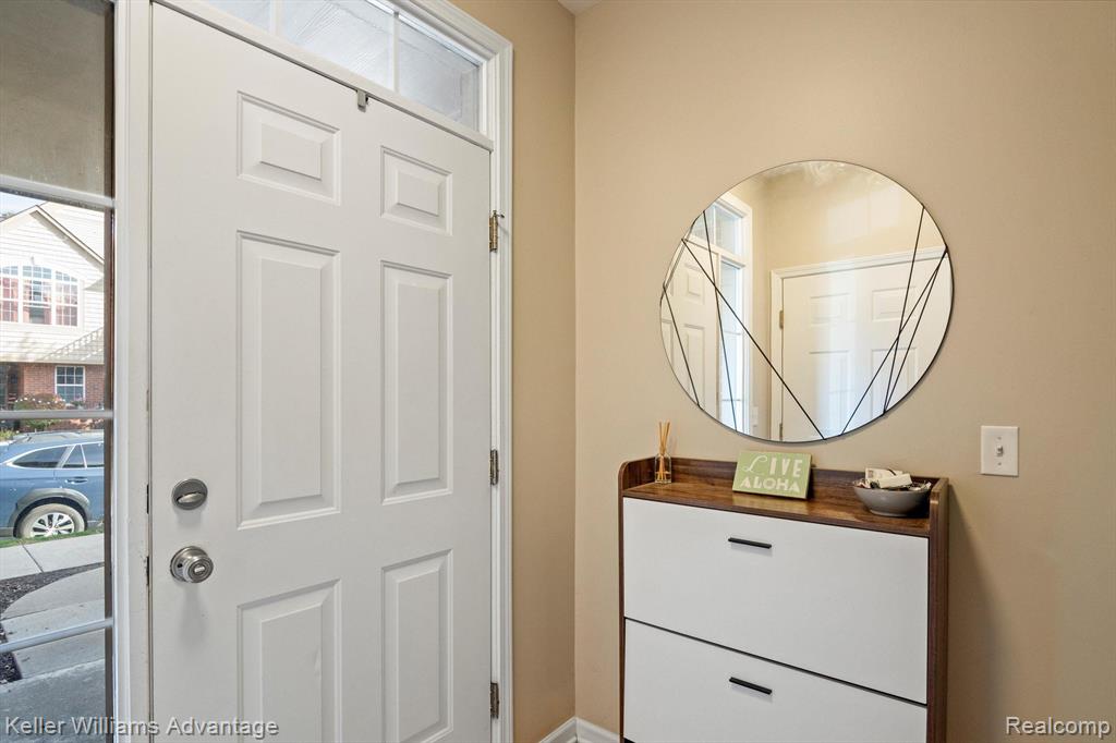 3938 RADCLIFF Drive, Canton, MI 48188 — Photo 5