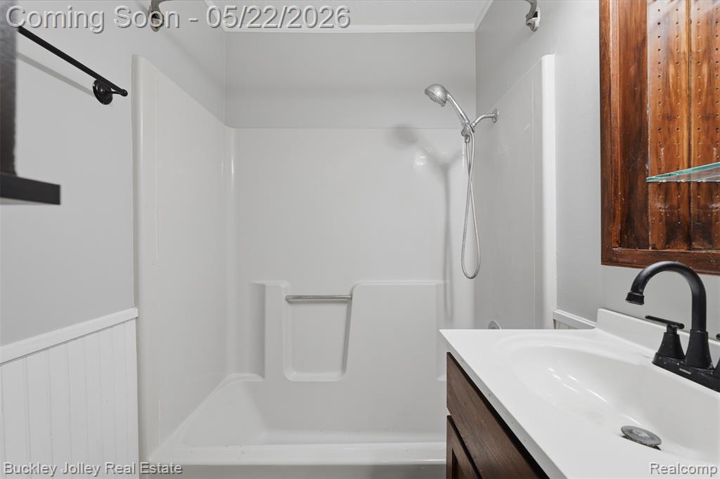 9255 Evergreen Road, Brighton, MI 48116 — Photo 13