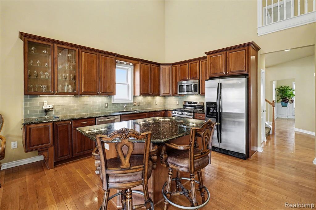 10229 Edgewood Drive, Grand Blanc, MI 48439 — Photo 7
