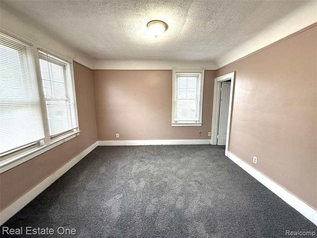 4700 CURTIS Street, Dearborn, MI 48126 — Photo 3