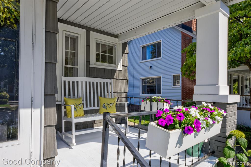 934 Lockwood Road, Royal Oak, MI 48067 — Photo 59