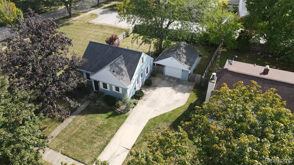 213 E Vates Street, Frankenmuth, MI 48734 — Photo 33