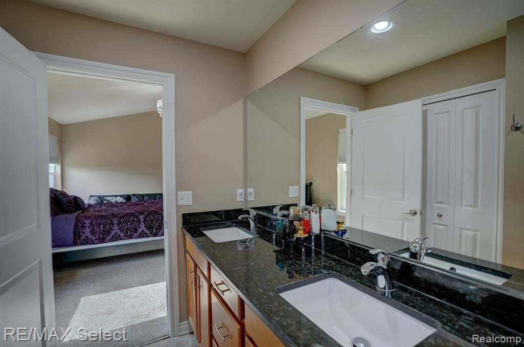 4062 OAK Street, Grand Blanc, MI 48439 — Photo 30
