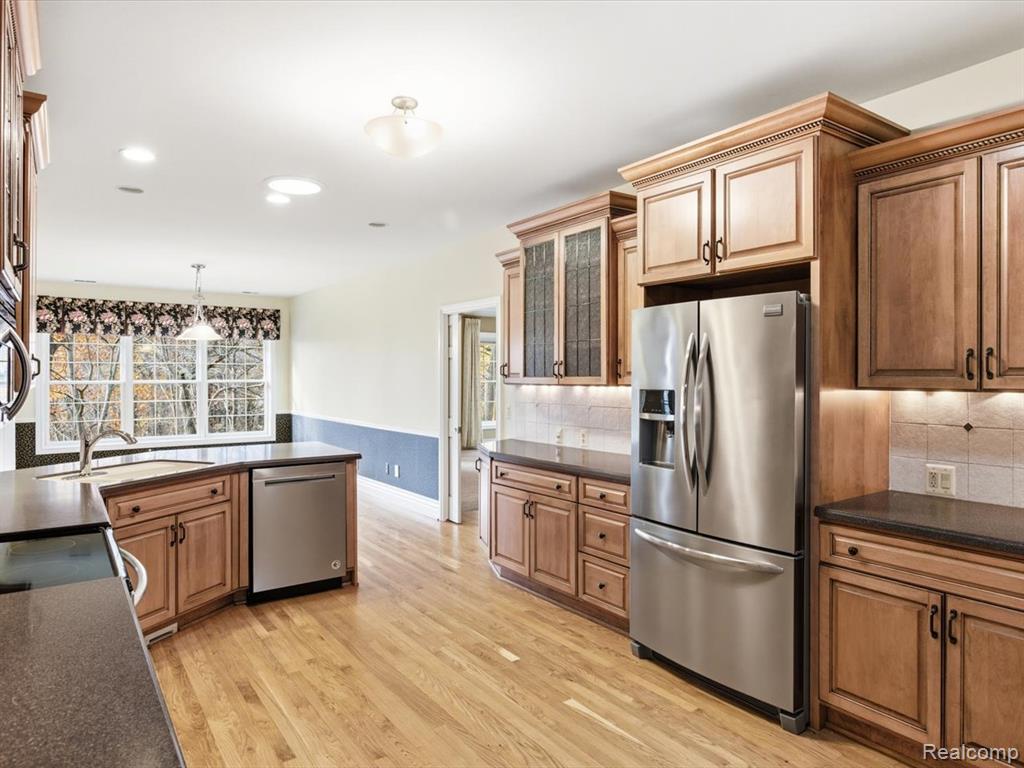 3993 N River Road, Fort Gratiot, MI 48059 — Photo 22