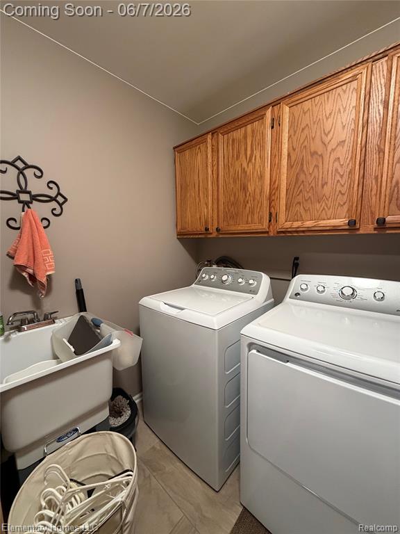49459 Tarrytown Court, Utica, MI 48315 — Photo 11